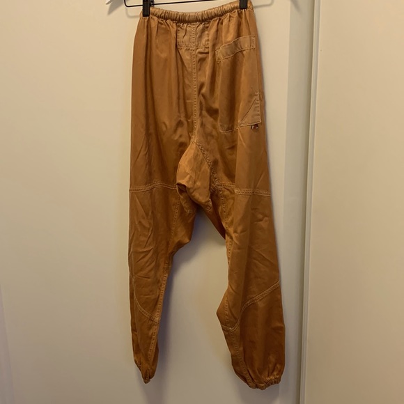 Freecity Satin/Glass Parachute Pant - Picture 5 of 11